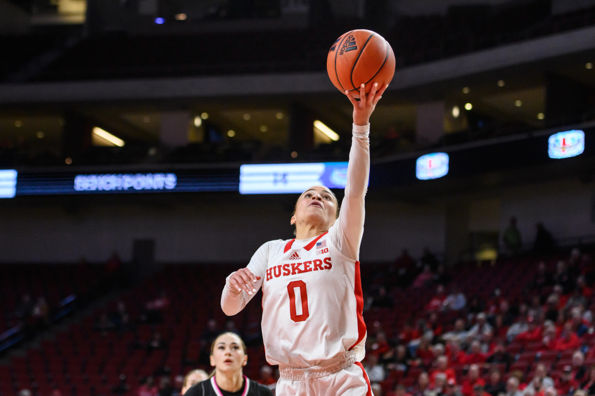 12_Darian White_WBB vs FAU 1129